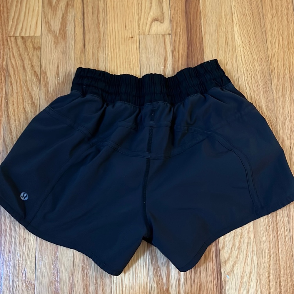 Black lulu shorts